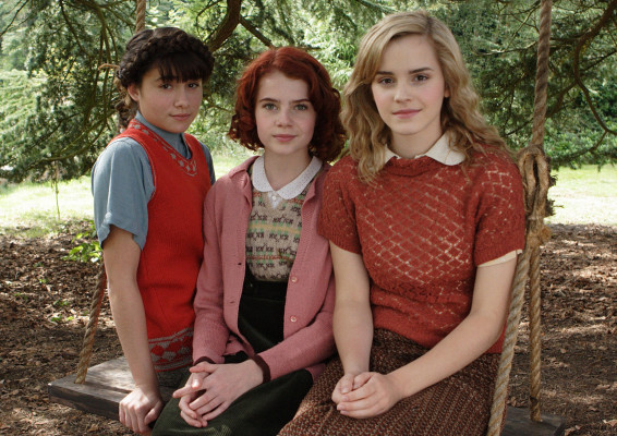 photo 19 in Emma Watson gallery [id163530] 2009-06-17 00:00:00