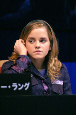 photo 9 in Emma Watson gallery [id181155] 2009-09-17 00:00:00