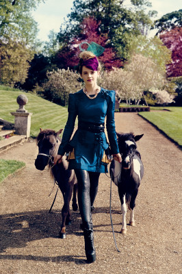 photo 14 in Emma Watson gallery [id174378] 2009-08-03 00:00:00