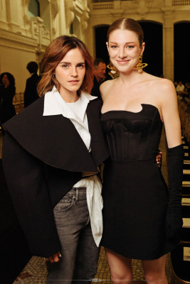 photo 28 in Emma Watson gallery [id1306237] 2022-08-01 00:00:00