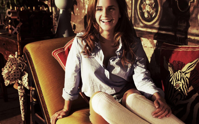 photo 14 in Emma Watson gallery [id302434] 2010-11-10 00:00:00