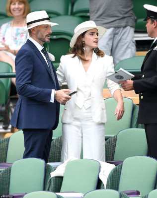 photo 20 in Emma Watson gallery [id1051712] 2018-07-20 00:00:00