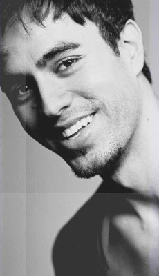 Enrique Iglesias pic #467755