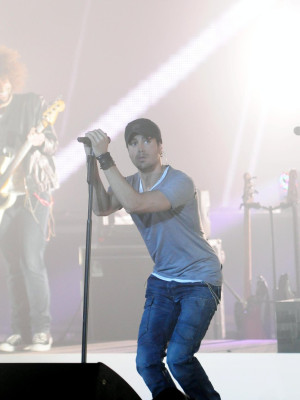 Enrique Iglesias pic #344355