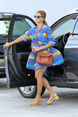 photo 4 in Eva Mendes gallery [id526702] 2012-08-28 00:00:00