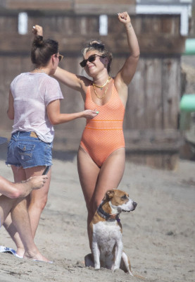 Florence Pugh pic #1252637