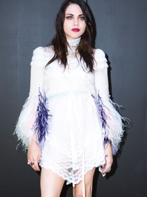 photo 19 in Frances Bean Cobain gallery [id984416] 2017-11-30 00:00:00