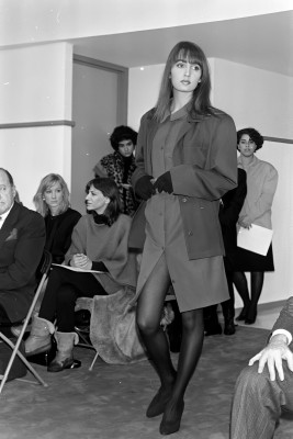 Gail Elliot pic #1320390