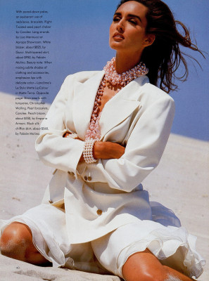 Gail Elliot pic #1357953