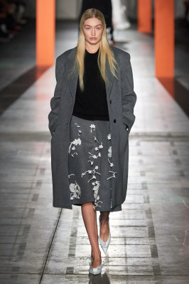 photo 4 in Gigi Hadid gallery [id1323400] 2023-03-11 00:00:00