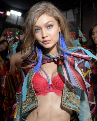 Gigi Hadid pic #897525