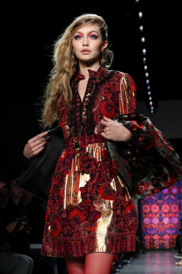 Gigi Hadid pic #1009403