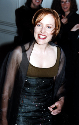 Gillian Anderson pic #6948