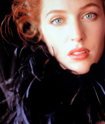 Gillian Anderson pic #223018