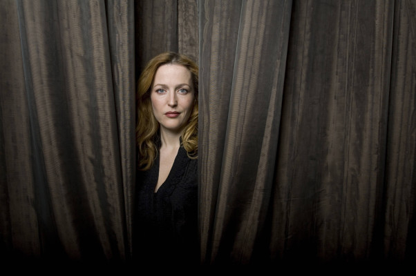 Gillian Anderson pic #629930