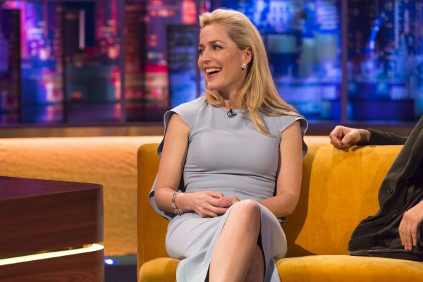 Gillian Anderson pic #840576