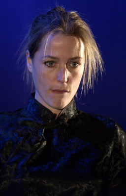 Gillian Anderson pic #223044