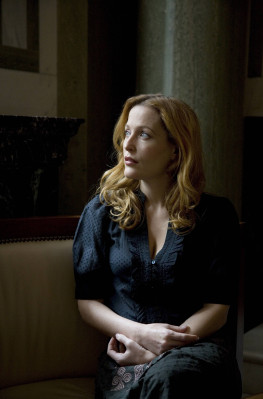 Gillian Anderson pic #629919
