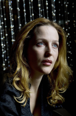Gillian Anderson pic #629932