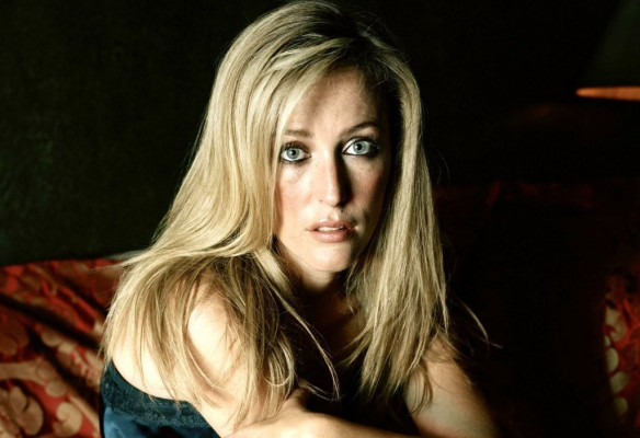 Gillian Anderson pic #87391