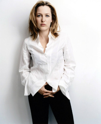 Gillian Anderson pic #150591