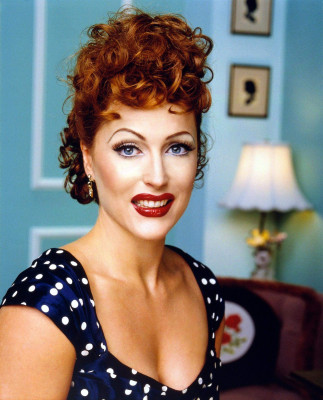 Gillian Anderson pic #95008