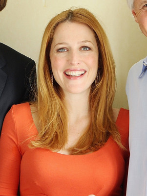 Gillian Anderson pic #122217