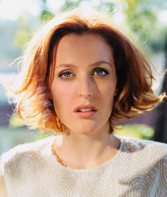 Gillian Anderson pic #32501