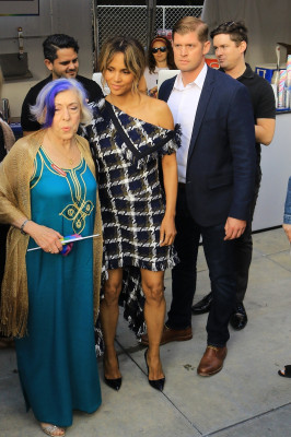 Halle Berry pic #1143834