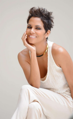 Halle Berry pic #581901