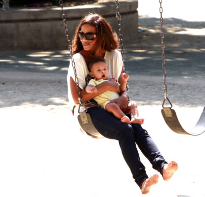 Halle Berry pic #128670