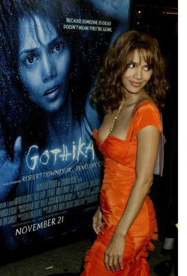 photo 11 in Halle Berry gallery [id11067] -0001-11-30 00:00:00
