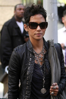Halle Berry pic #254464