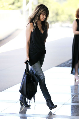 Halle Berry pic #884389