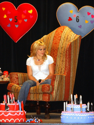 photo 12 in Hilary Duff gallery [id15393] -0001-11-30 00:00:00