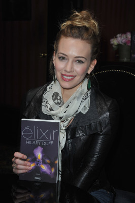 Hilary Duff pic #361627