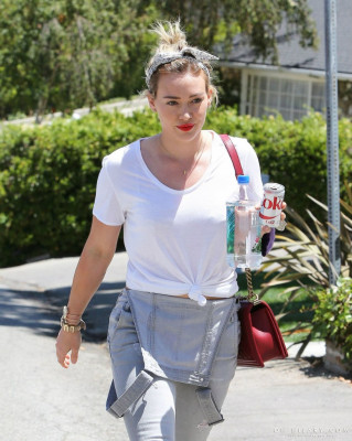 Hilary Duff pic #711766