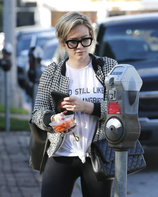 Hilary Duff pic #750994