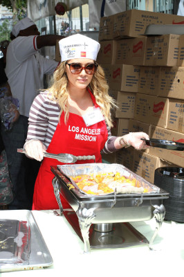 Hilary Duff pic #373221