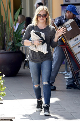 Hilary Duff pic #721433
