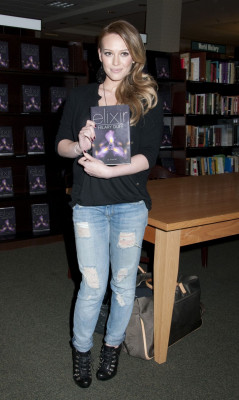 Hilary Duff pic #296408