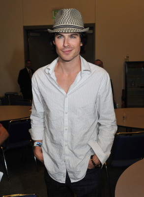 Ian Sommerhalder pic #411950