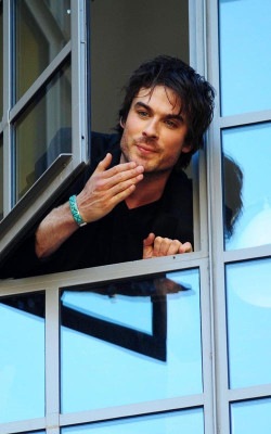 Ian Sommerhalder pic #290721
