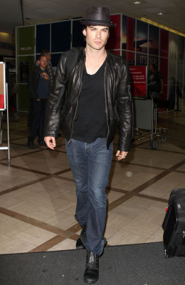 photo 22 in Ian Sommerhalder gallery [id314415] 2010-12-15 00:00:00