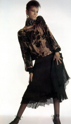 Iman pic #417538