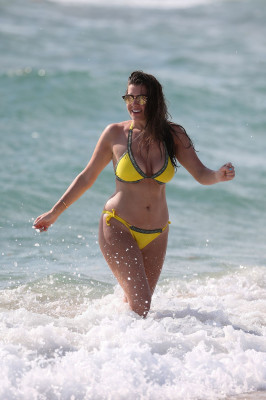 Imogen Thomas pic #930763