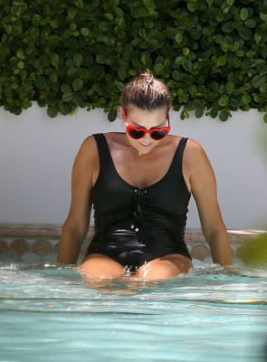 photo 21 in Imogen Thomas gallery [id1061664] 2018-08-27 00:00:00