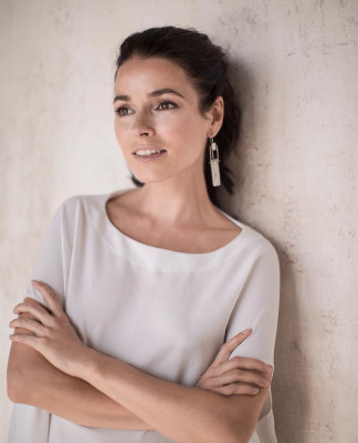 Irena Ponaroshku pic #1107484
