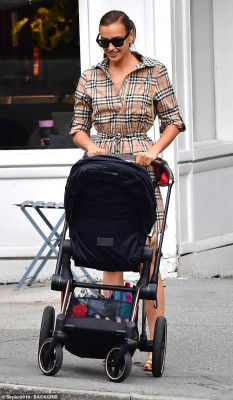 Irina Sheik pic #1147803