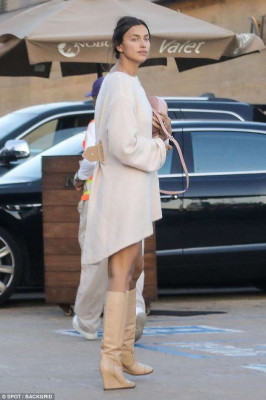 Irina Sheik pic #1030363